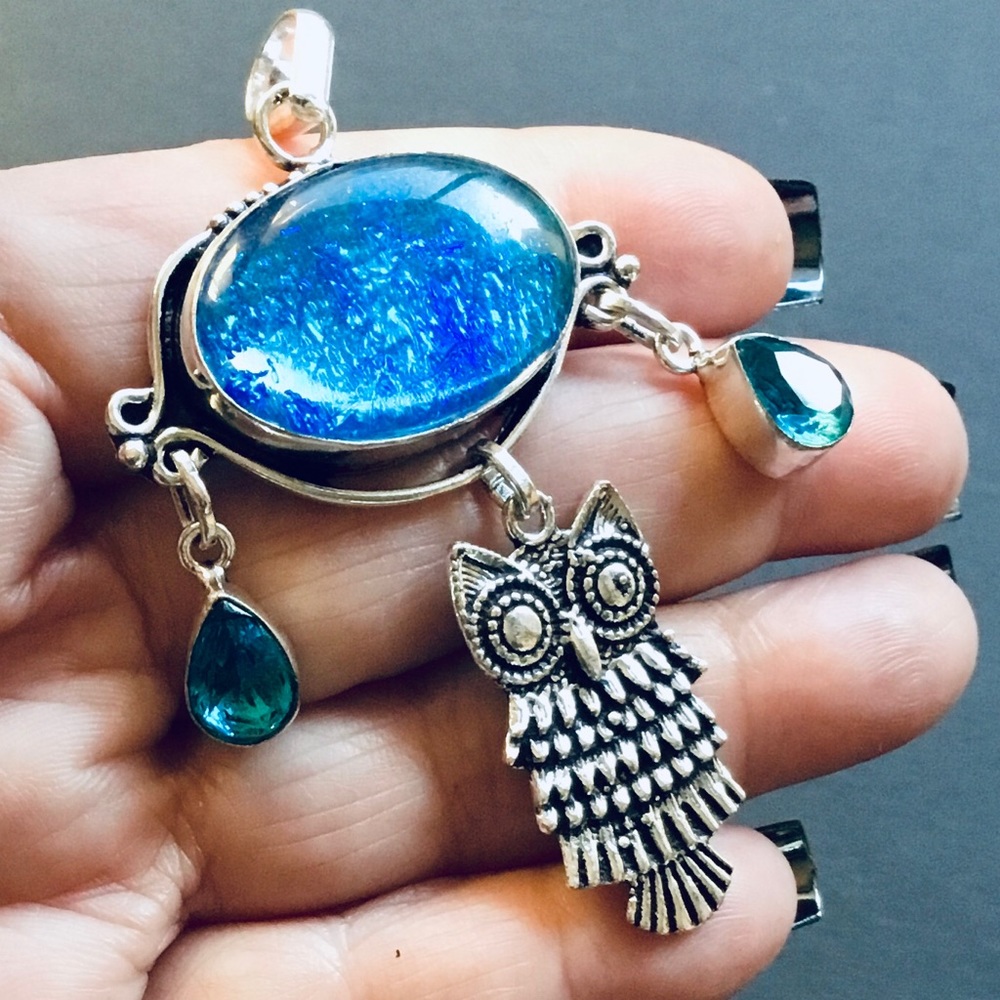 Blue Topaz & Foil Glass Gemstone Owl Necklace Pendant